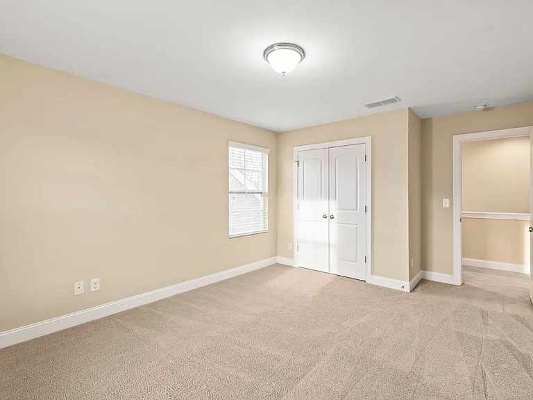 5123 Poplar Knoll Dr — Photo 25