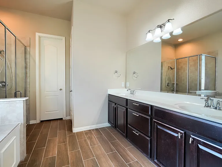 12372 Payne St — Photo 11