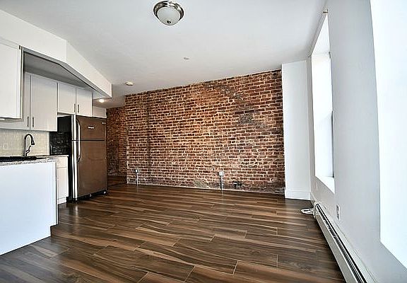5th image of 1019 Southern Blvd #E2