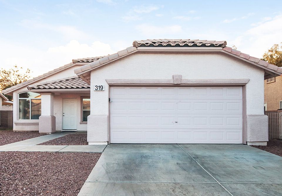 1st image of 319 Desert Knolls St