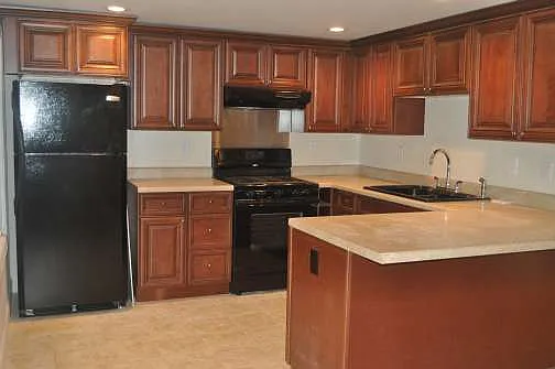 31 Yeadon Ave #B — Photo 4