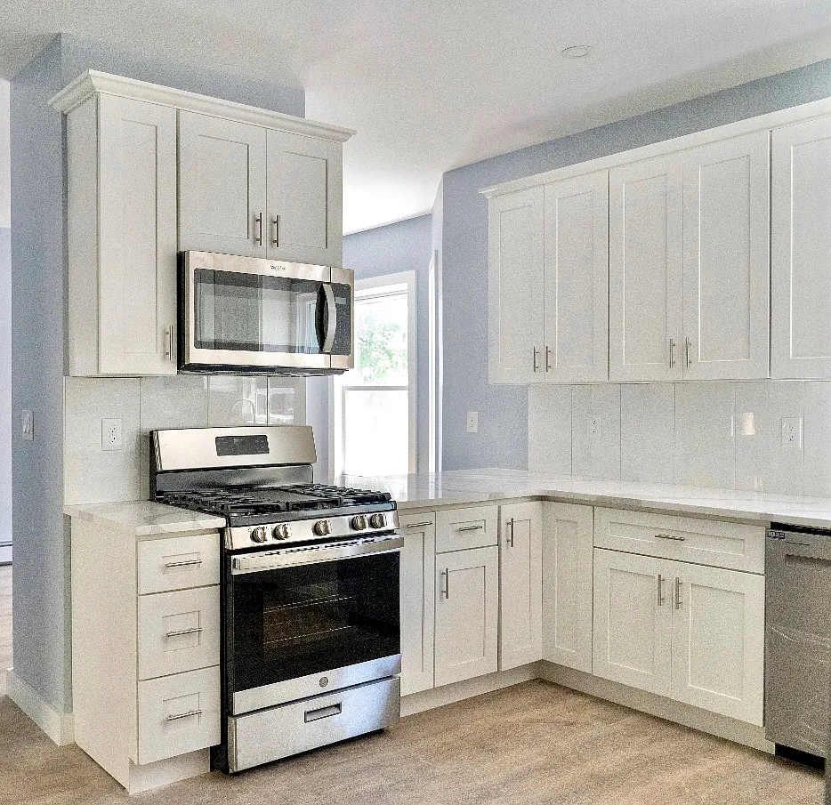6 bed, 2000 sqft, $6,000 — Photo 1