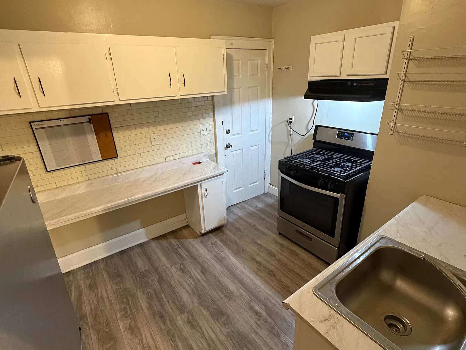 2 bed, 1375 sqft, $1,250 — Photo 2