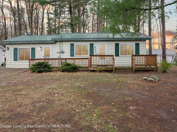 9923 Chase Blvd, Roscommon, MI 48653