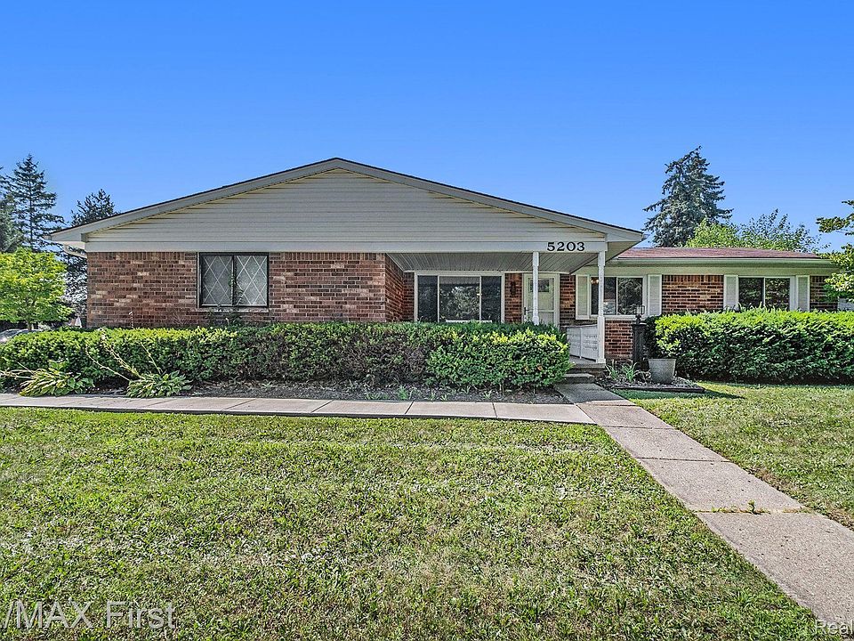 1st image of 5203 Blair Dr