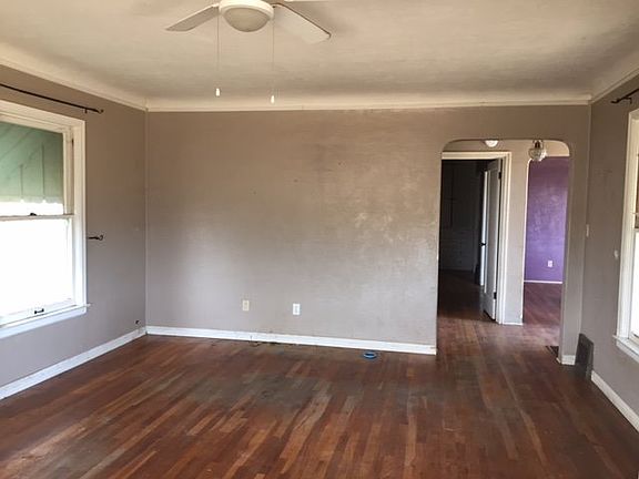 Additional Living Room
