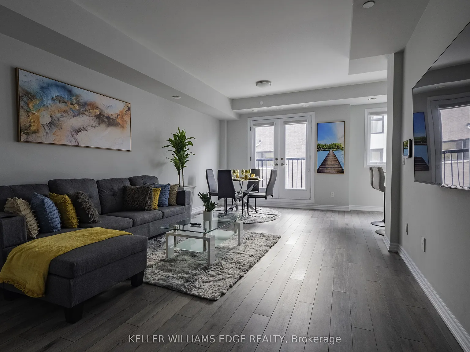2 bed, $3,000 — Photo 3