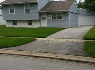 22250 Willow Tree Ave, Sauk Village, IL 60411