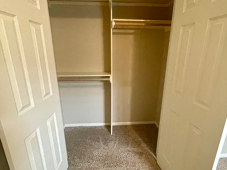 108 Versailles St — Photo 7