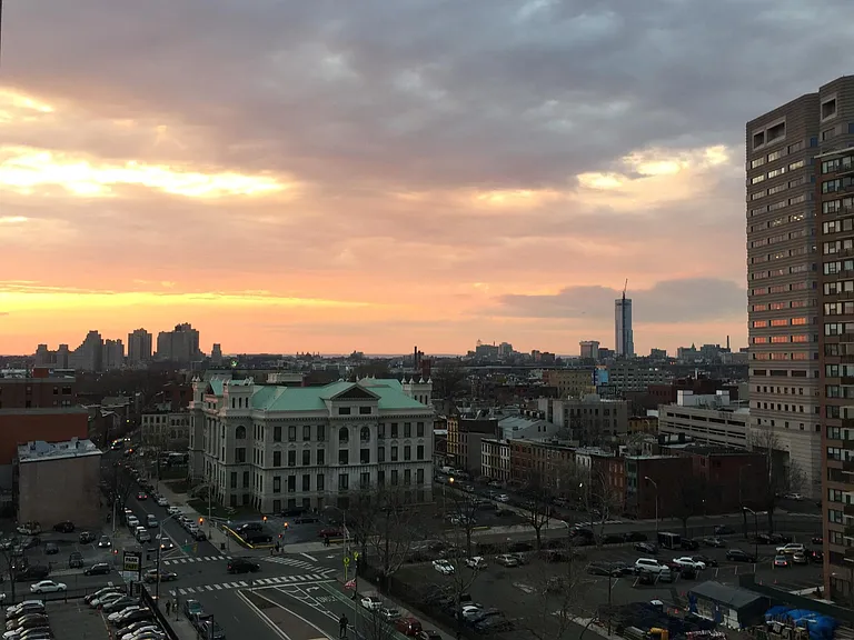 135 Montgomery St #12H — Photo 9