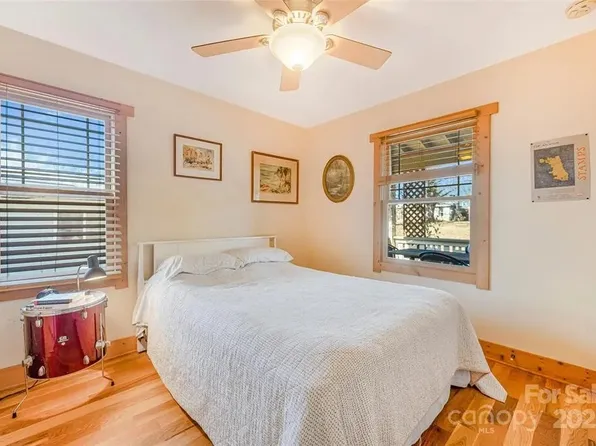 14 Drake St, Asheville, NC 28806