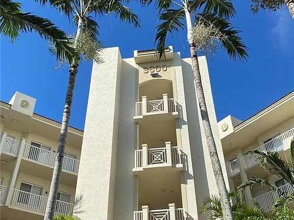 3rd image of 3500 Oaks Clubhouse Dr APT 509
