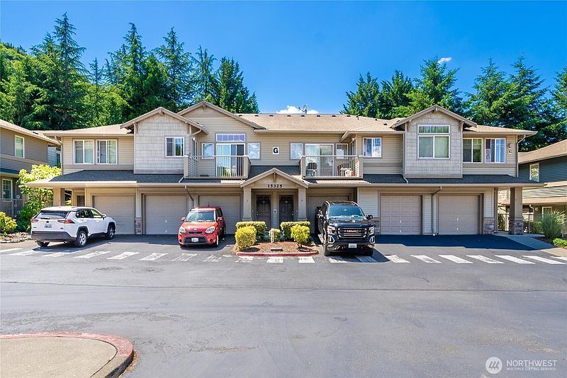 3rd image of 15325 SE 155th Place #G1