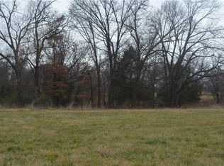 S Edmondson Rd, Gentry, AR 72734