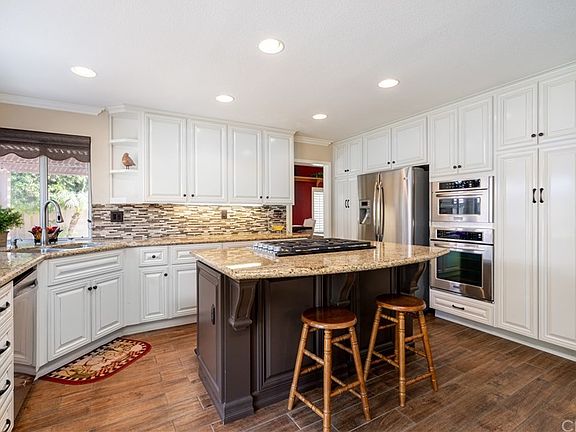 3rd image of 1014 S Beckett Ct