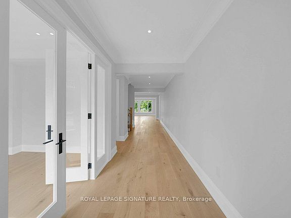 4th image of 92 Howard Rd