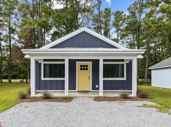 149 Long Pond Loop #1, Swansboro, NC 28584