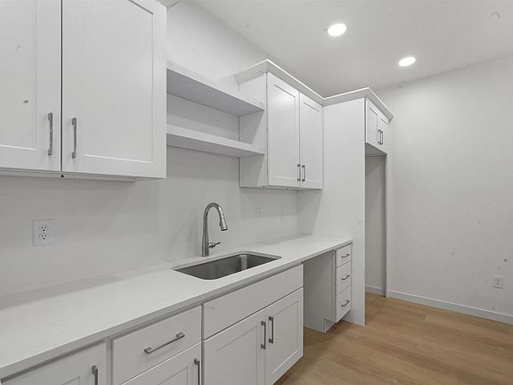 2nd image of 4015 Cedar Heights Dr #3