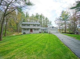 37 Tokanel Dr, Londonderry, NH 03053