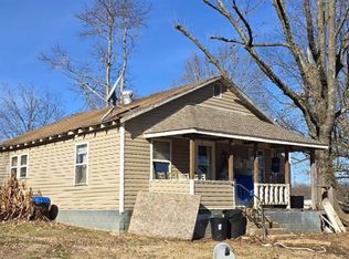 623 Thrower St, Dexter, MO 63841