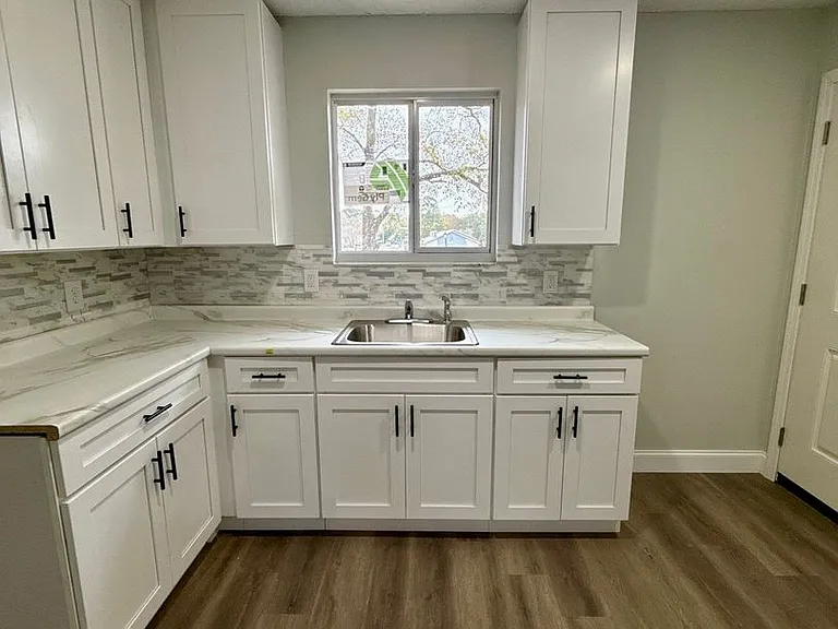 5035 Westchase Ct — Photo 1