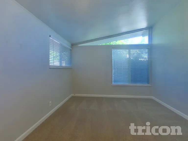 316 Brookwood Rd — Photo 16