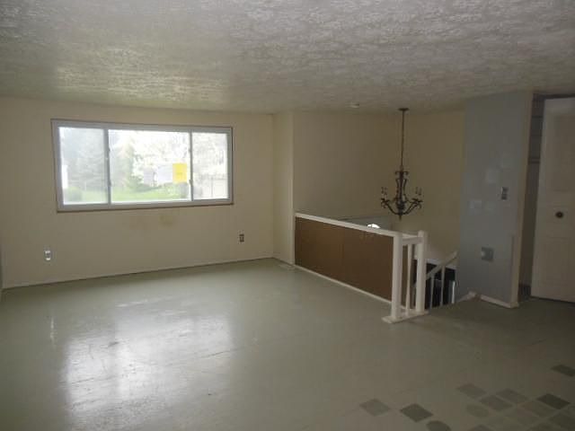 1st image of 6115 Thrushwood Dr