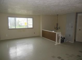 6115 Thrushwood Dr, Indianapolis, IN