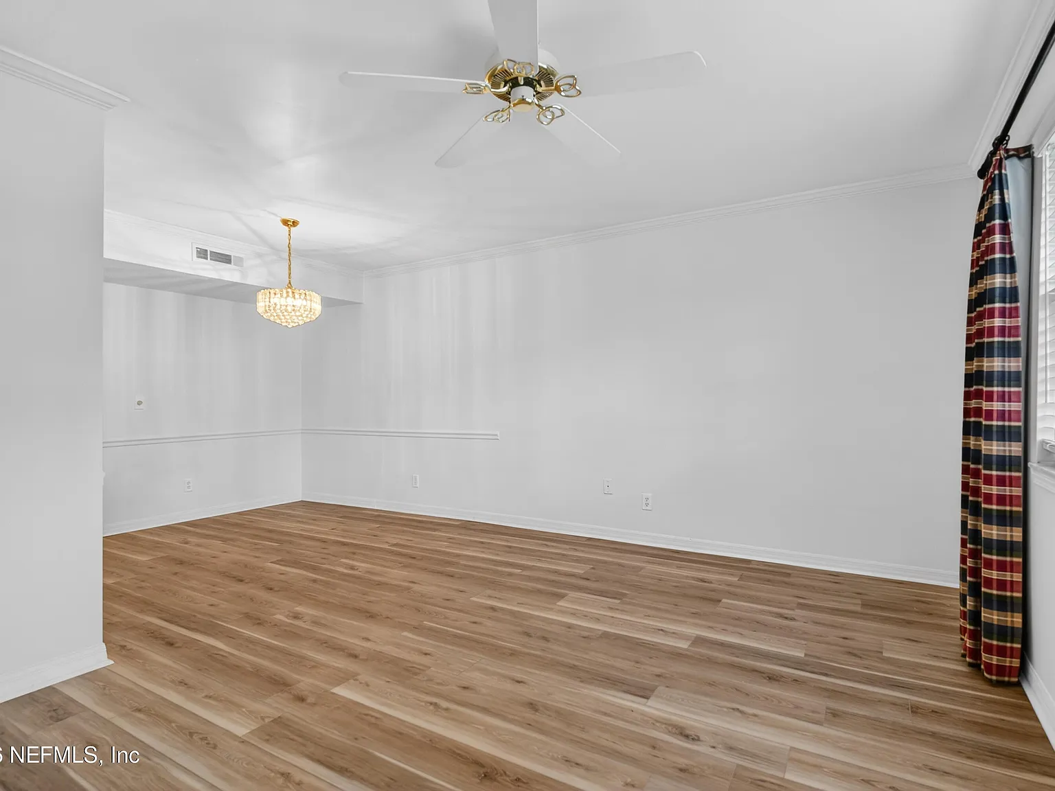 3 bed, 2.5 bath, 1622 sqft, $1,750 — Photo 4