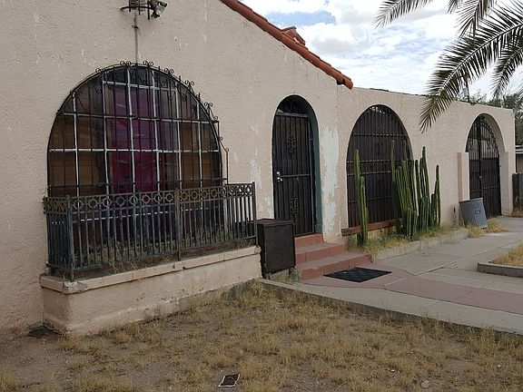 3rd image of 1034 N 10th Ave