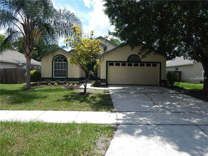 1st image of 611 Valencia Place Cir