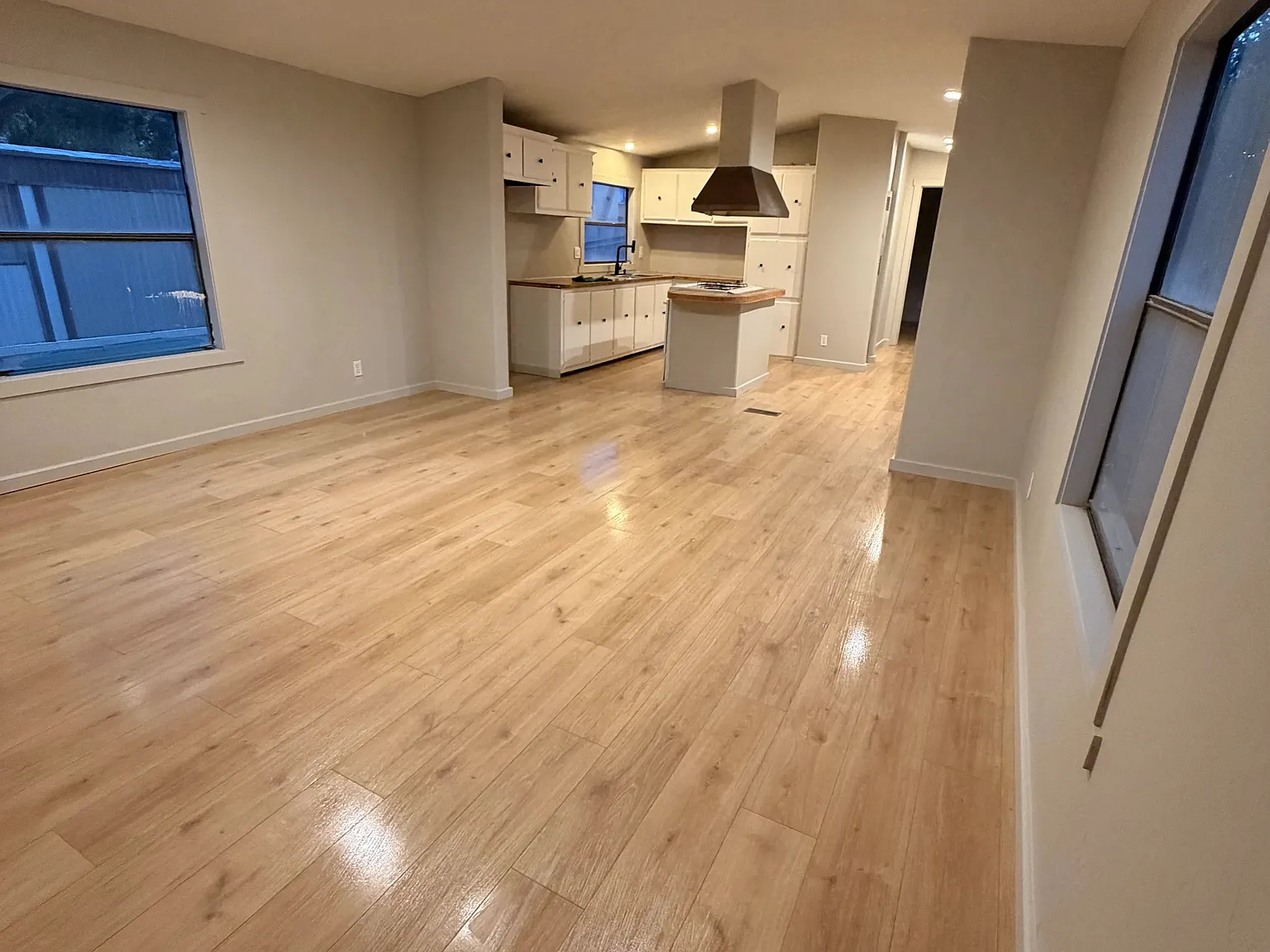 1216 W Aztec Blvd — Photo 3