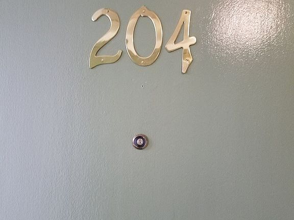 4th image of 235 S Oakdale Ave APT 204