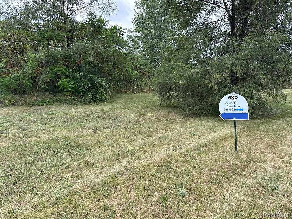 2nd image of 10309 Sherman Cir