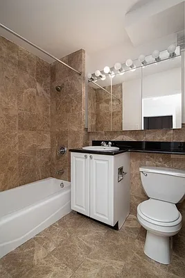 Rented by REAL New York | media 3