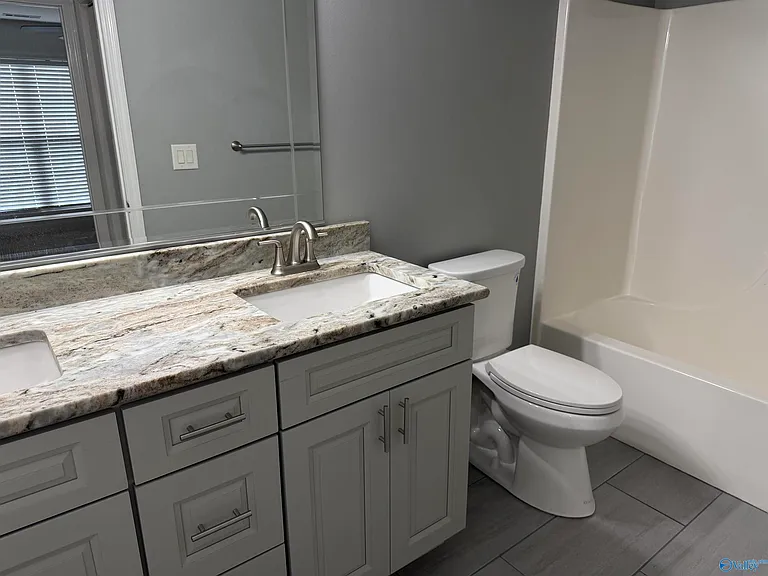 228 Tanner Point Dr — Photo 19