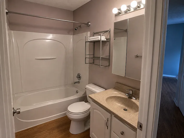 5103 Mediterranean Ct — Photo 12