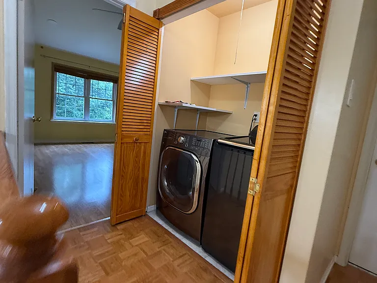 155 Liberty Dr — Photo 13