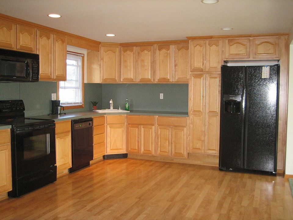 Beautifully Updated Kitchen
