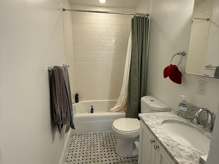 1 Langdon Sq #6A — Photo 11