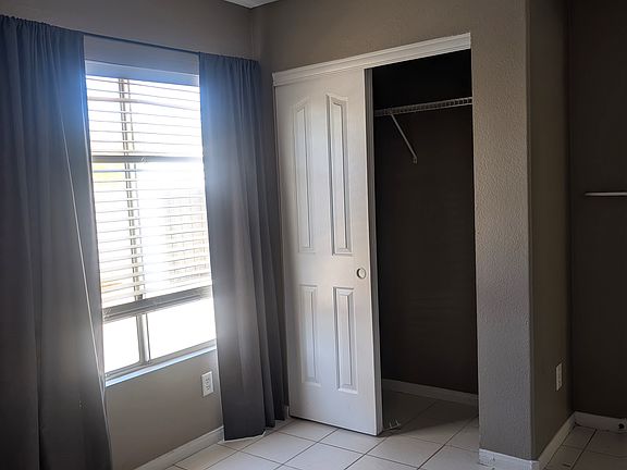 4th image of 1820 Sky Flower Ct