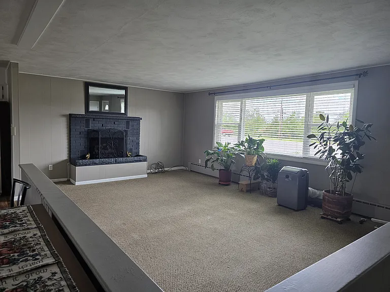 2897 Southwestern Blvd — Photo 2