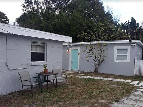3rd image of 3805 Leona St