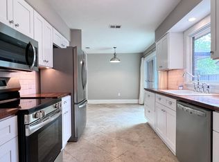 3 Saint Moritz Ct, Savannah, GA 31419