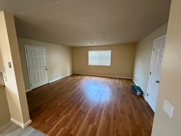 463 Church Ave #102 — Photo 4