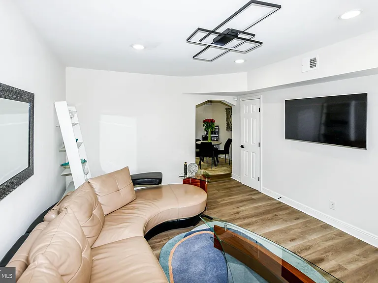 554 Newcomb St SE #4 — Photo 28