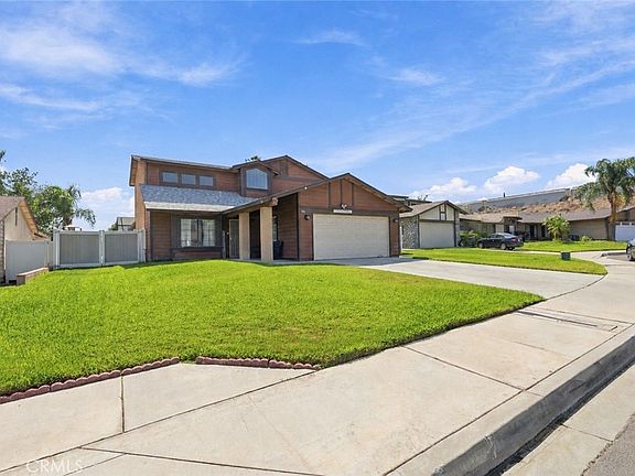 3rd image of 1146 Adel Ct