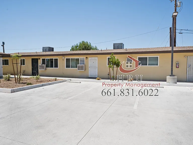 1821 Lacey St — Photo 12