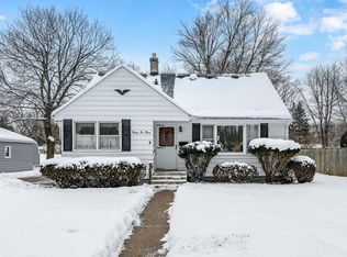 2630 Glendale Blvd, Kalamazoo, MI 49004