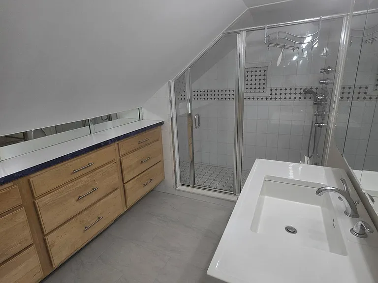 311 Racebrook Rd — Photo 15